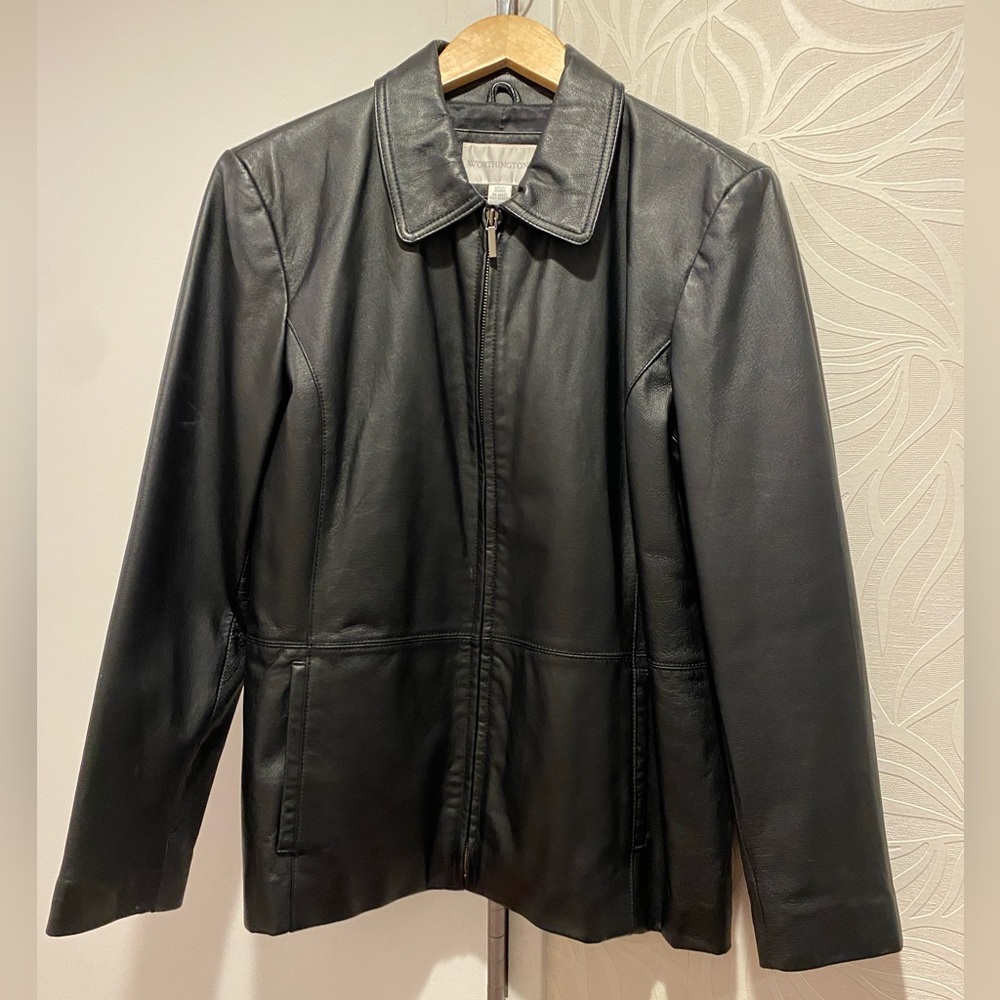 Black leather jacket size L